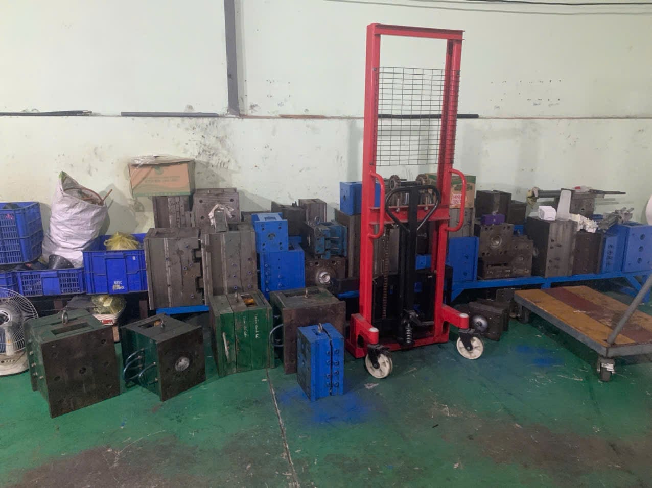 Mold storage area.jpg
